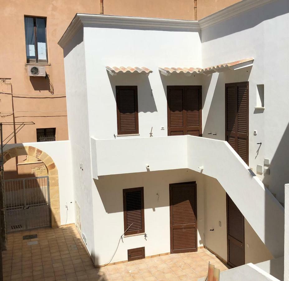 Casa Vacanze Antico Mercato มาร์ซาลา ภายนอก รูปภาพ